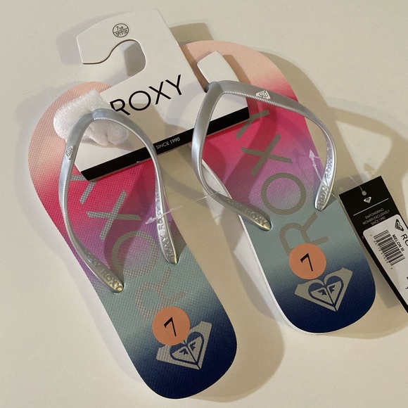 sandals size 7 flip flops new summer colorful beach ombré women’s roxy shoes - Picture 1 of 7